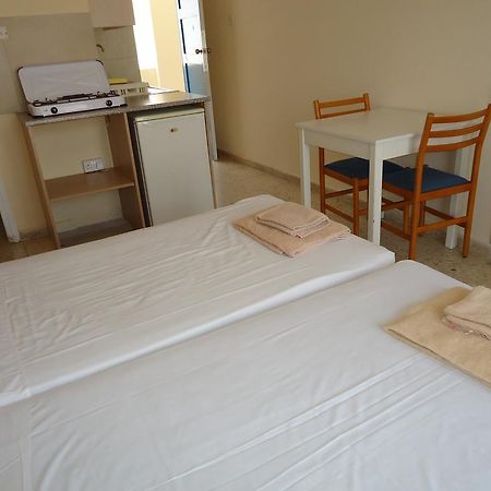 Marisa Hotel Apartments ไอยานาปา ภายนอก รูปภาพ
